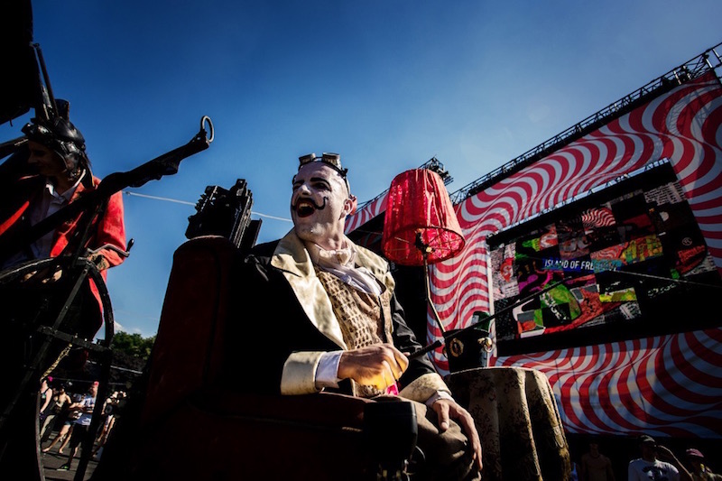 FIREBIRDS - Theater Titanick @sziget